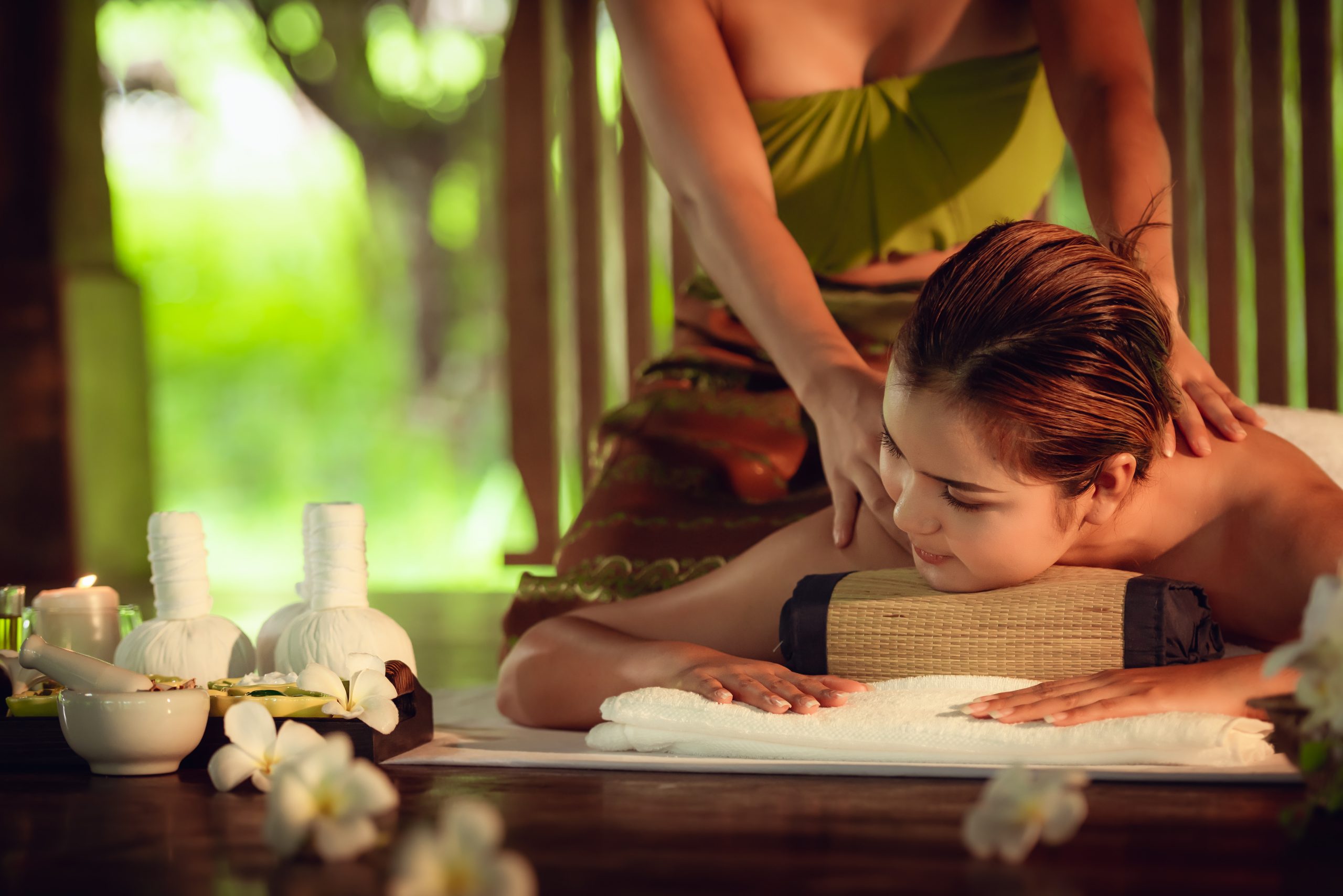 traditional thai body massage