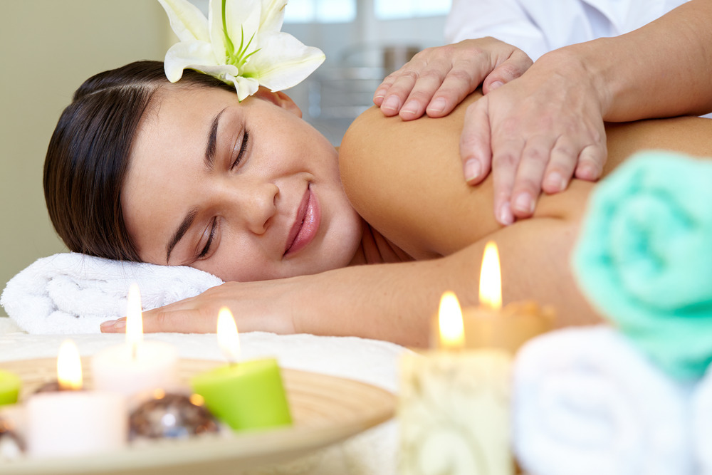 Professional Oil Massage for Stress Relief